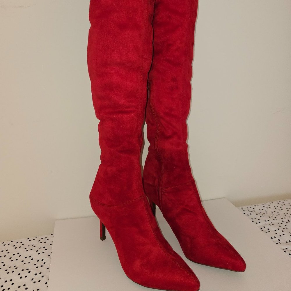 Red Boot (Knee-High)